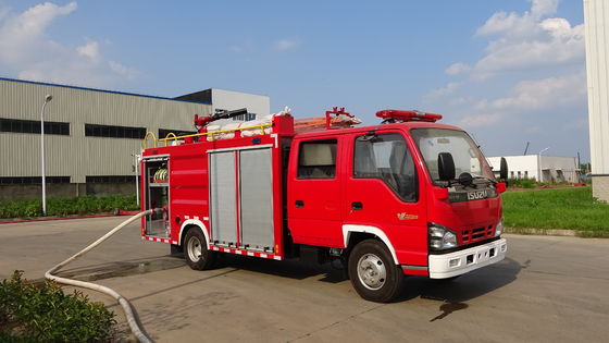 96KW Mini Rescue Fire Trucks With Water Foam Powder Multifunctional