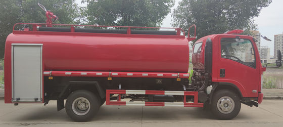 ISUZU 139kw Water Tank Fire Truck 6 Wheeled 8000L Capacity Multipurpose